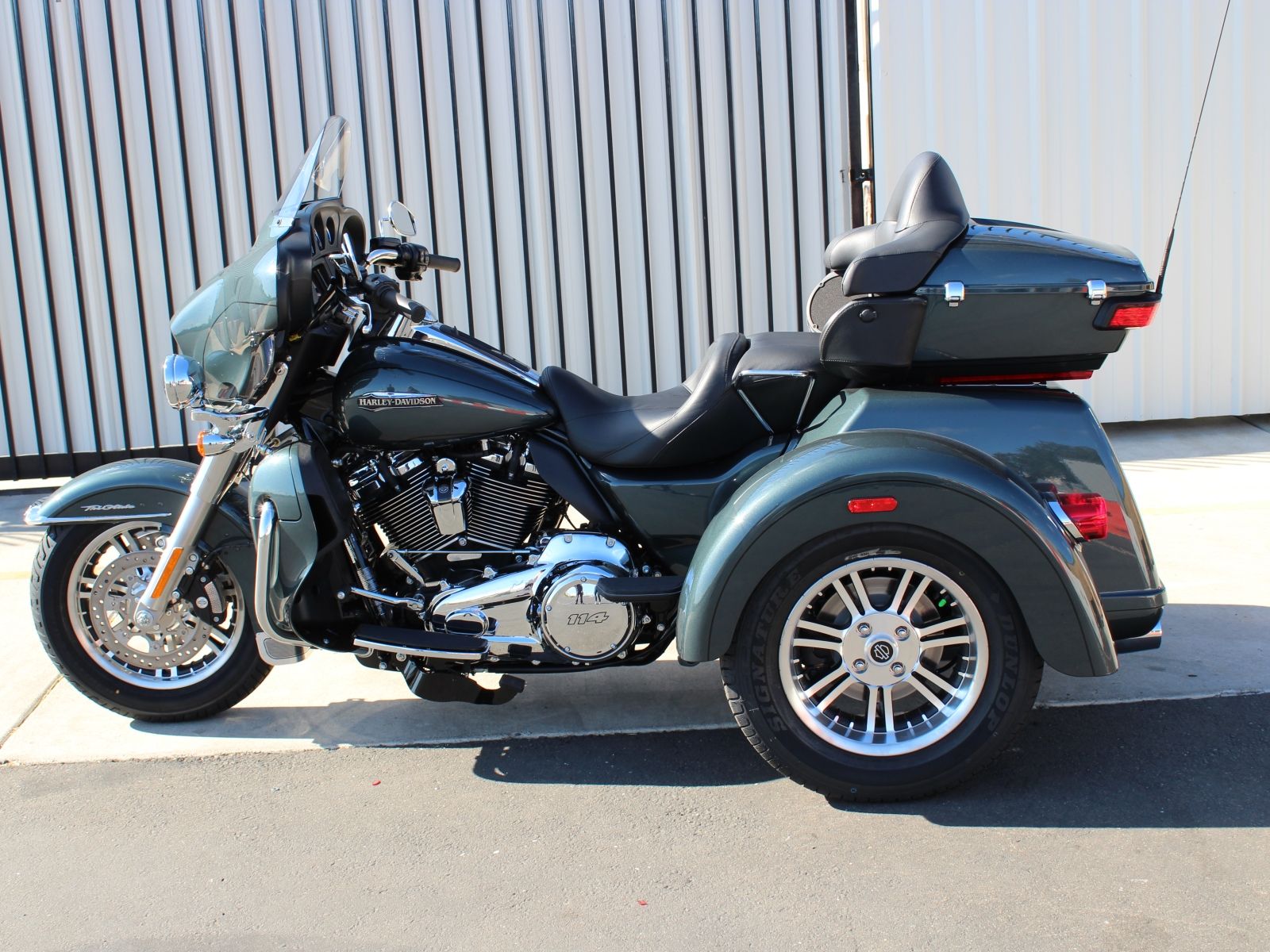 New 2020 Harley-Davidson Trike Tri Glide Ultra FLHTCUTG